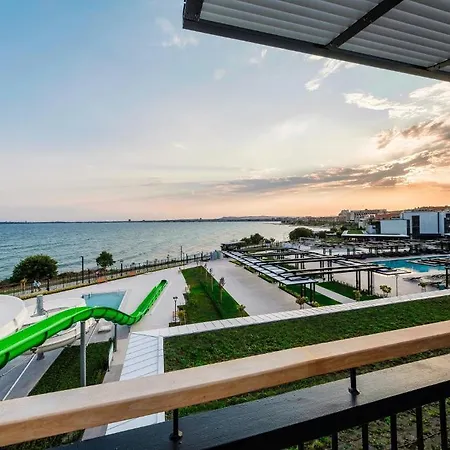Voya Hotel